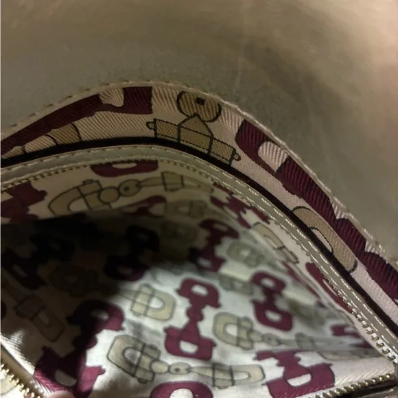 Gucci Britt Tassel Flap Bag Guccissima Metallic Gold w Tassel, dust bag and box - Picture 12 of 16